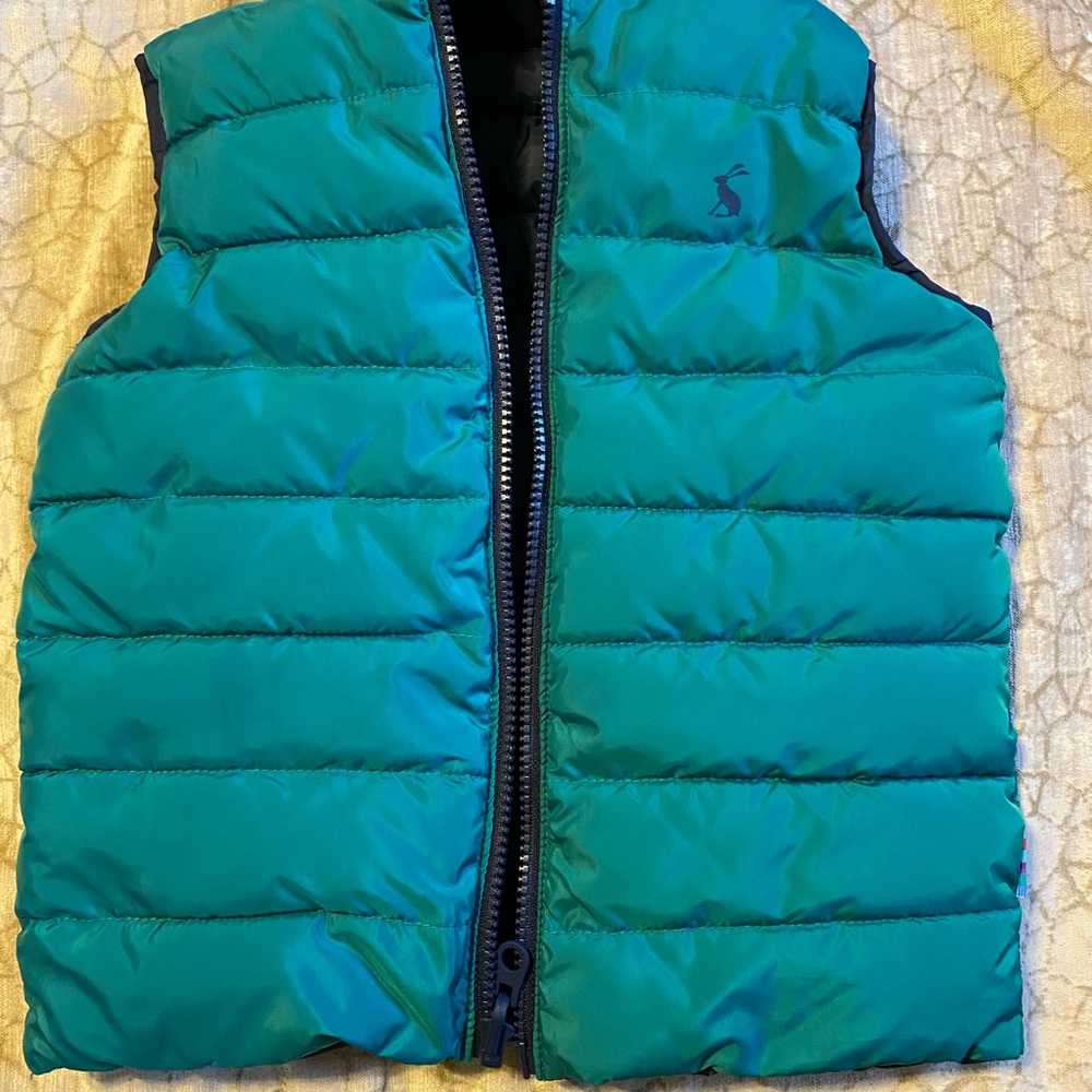 Gruffalo x Joules flip-it reversible vest - Picture 6 of 7